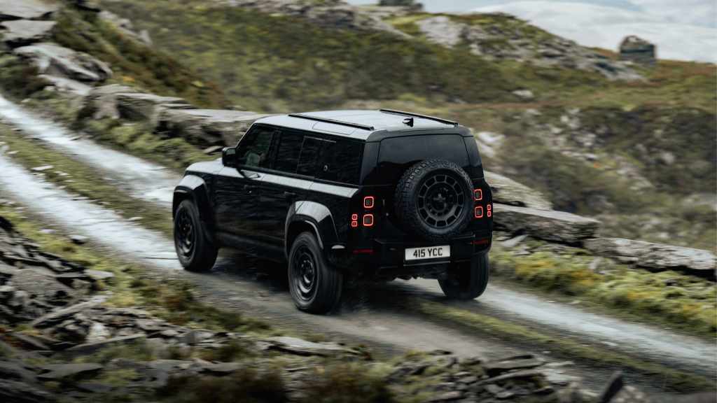 Land Rover Defender Octa Black 00001